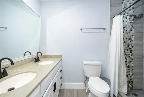 7118 Caloosa Court Orlando FL 32819