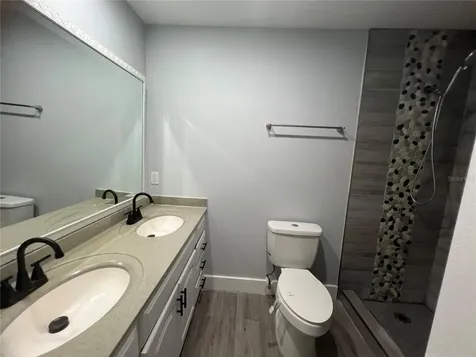 7118 Caloosa Court Orlando FL 32819