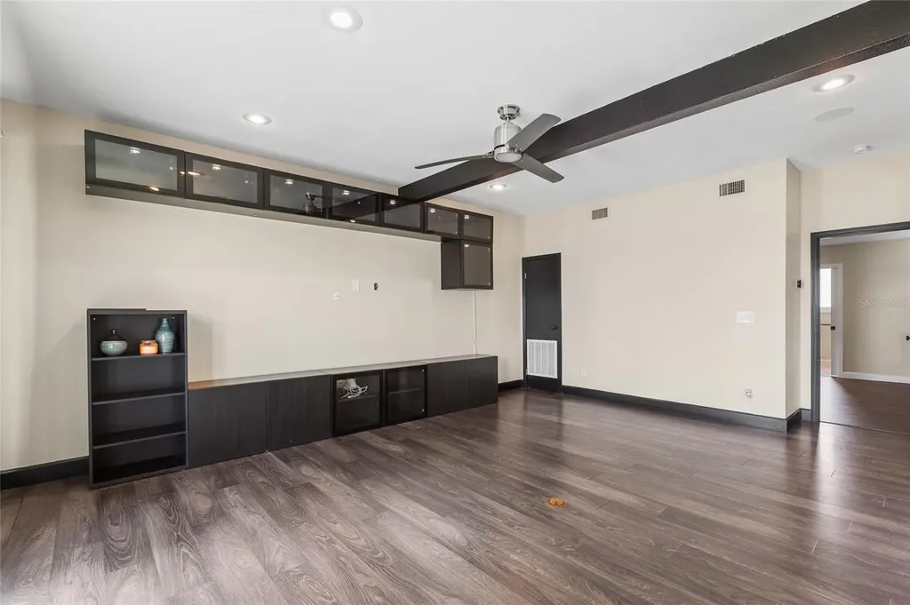 18200 Cypress Cove Lane Lutz FL 33549