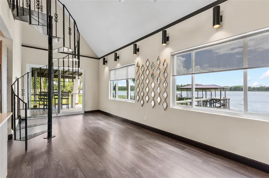 18200 Cypress Cove Lane Lutz FL 33549