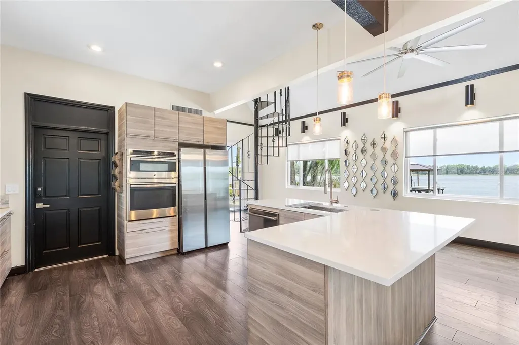 18200 Cypress Cove Lane Lutz FL 33549