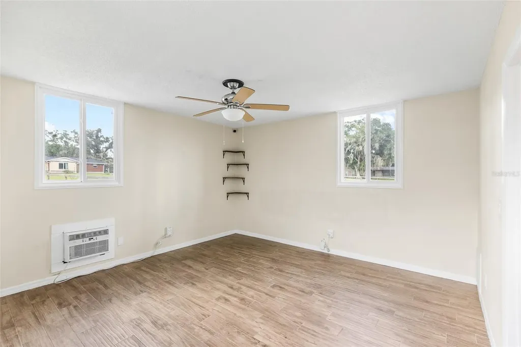 18200 Cypress Cove Lane Lutz FL 33549