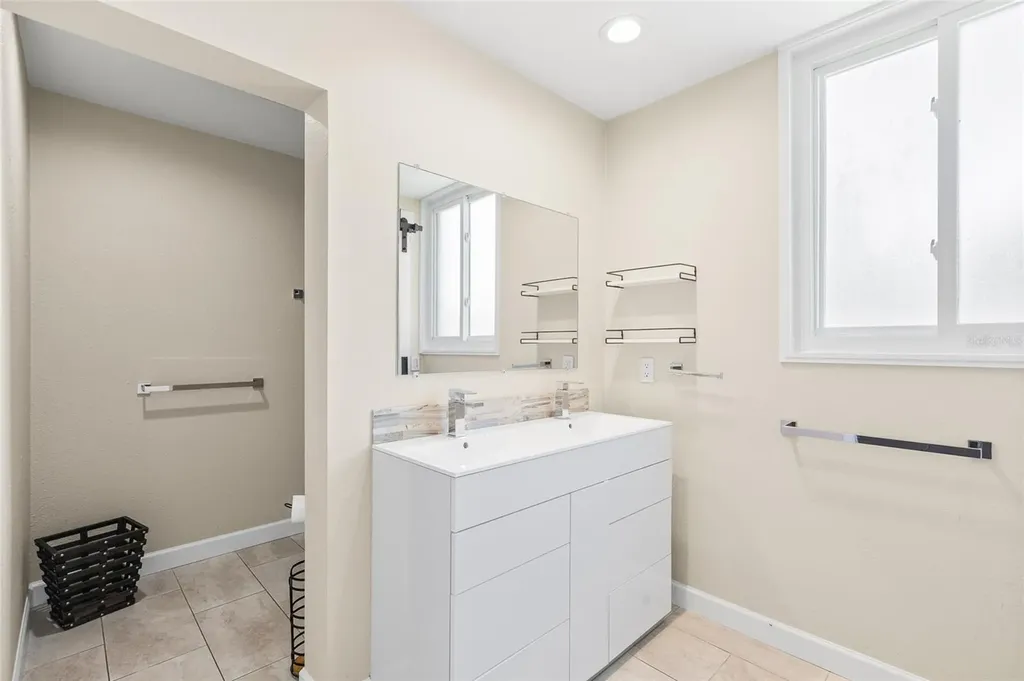 18200 Cypress Cove Lane Lutz FL 33549