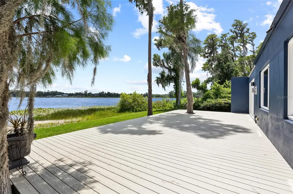 18200 Cypress Cove Lane Lutz FL 33549