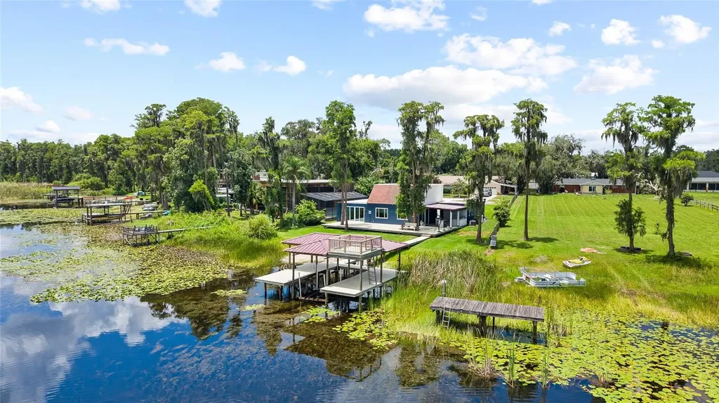 18200 Cypress Cove Lane Lutz FL 33549