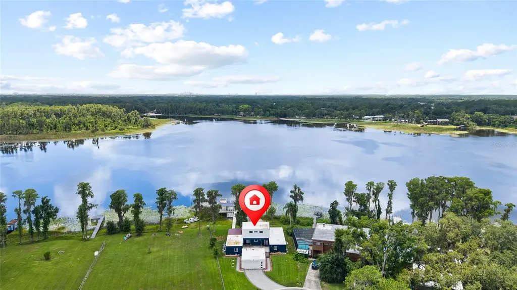 18200 Cypress Cove Lane Lutz FL 33549
