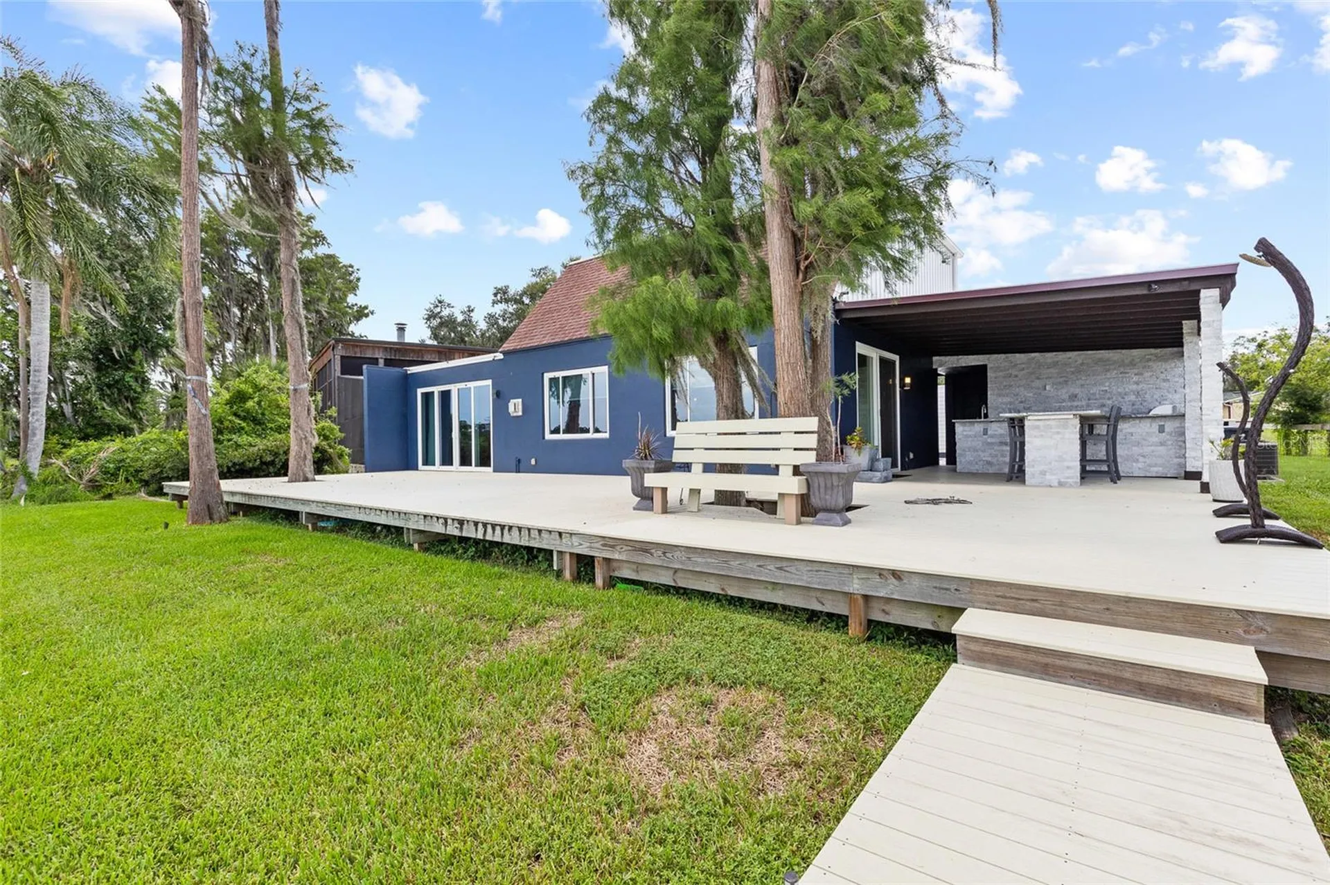 18200 Cypress Cove Lane Lutz FL 33549