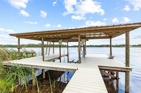 18200 Cypress Cove Lane Lutz FL 33549