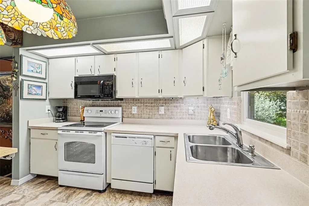 7480 E Highway 25 Belleview FL 34420
