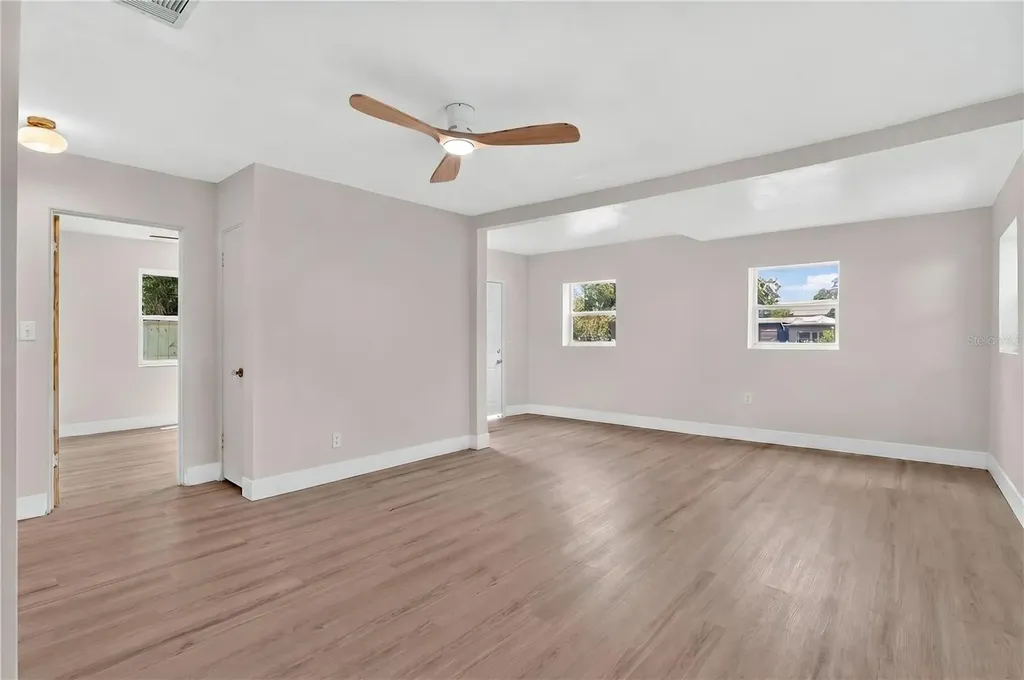 2960 Emerson Avenue S St Petersburg FL 33712