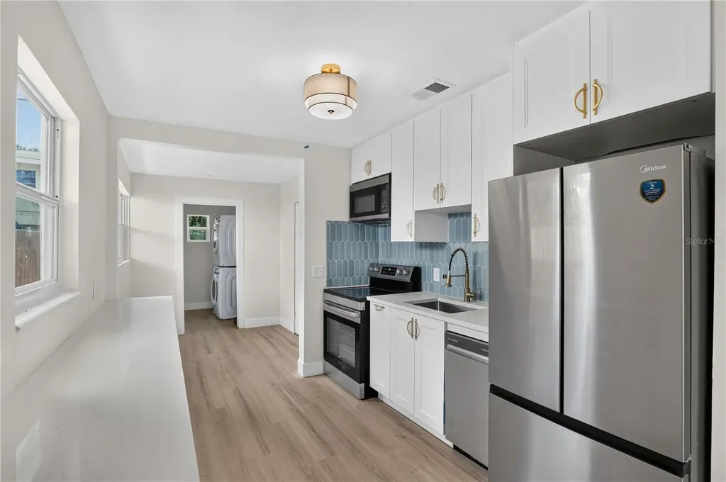 2960 Emerson Avenue S St Petersburg FL 33712