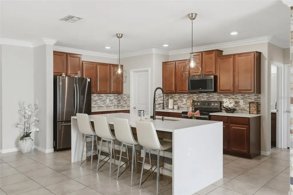 17204 Yellow Pine Street Wimauma FL 33598
