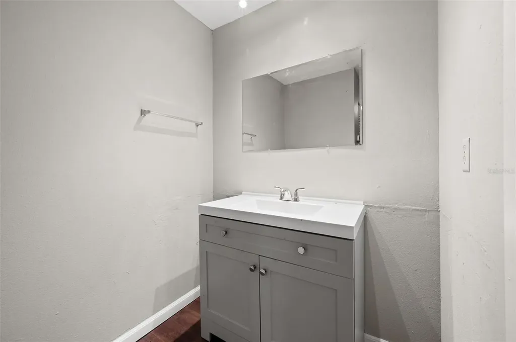 2811 SW Archer Road Gainesville FL 32608