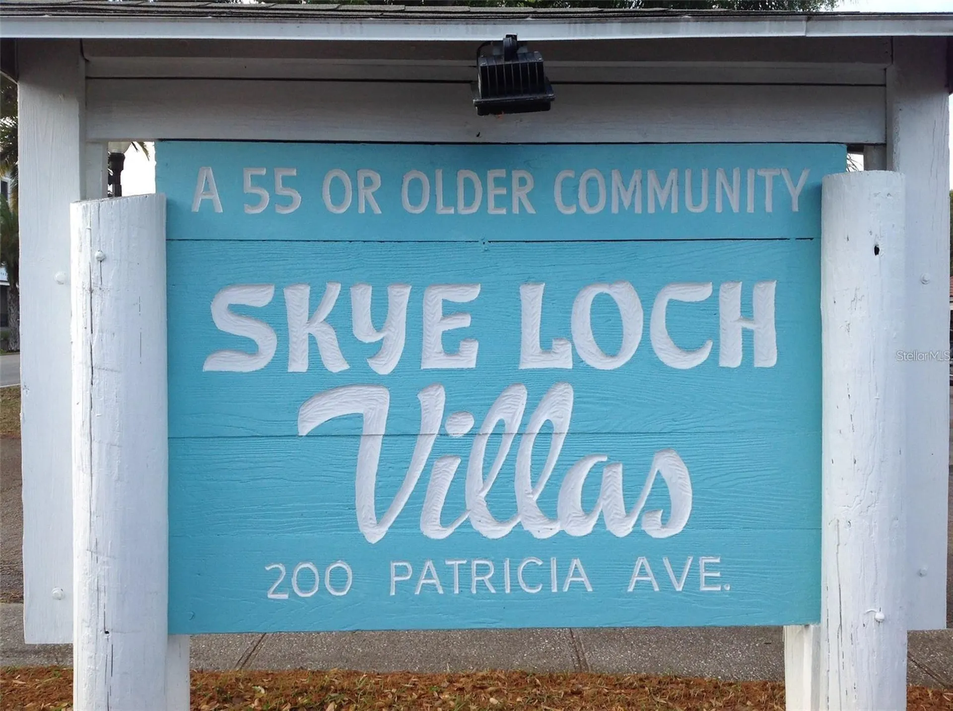 180 Sky Loch Drive W Dunedin FL 34698