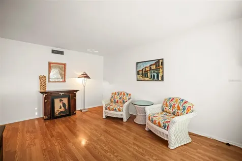 180 Sky Loch Drive W Dunedin FL 34698