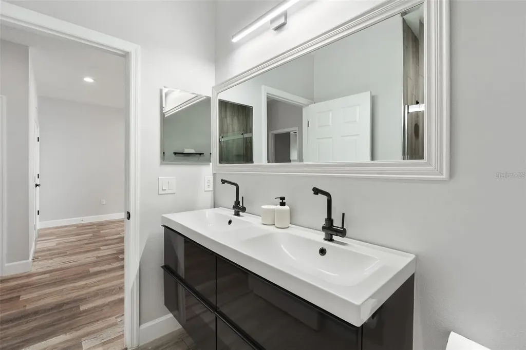 5312 Tattinger Lane Oviedo FL 32765