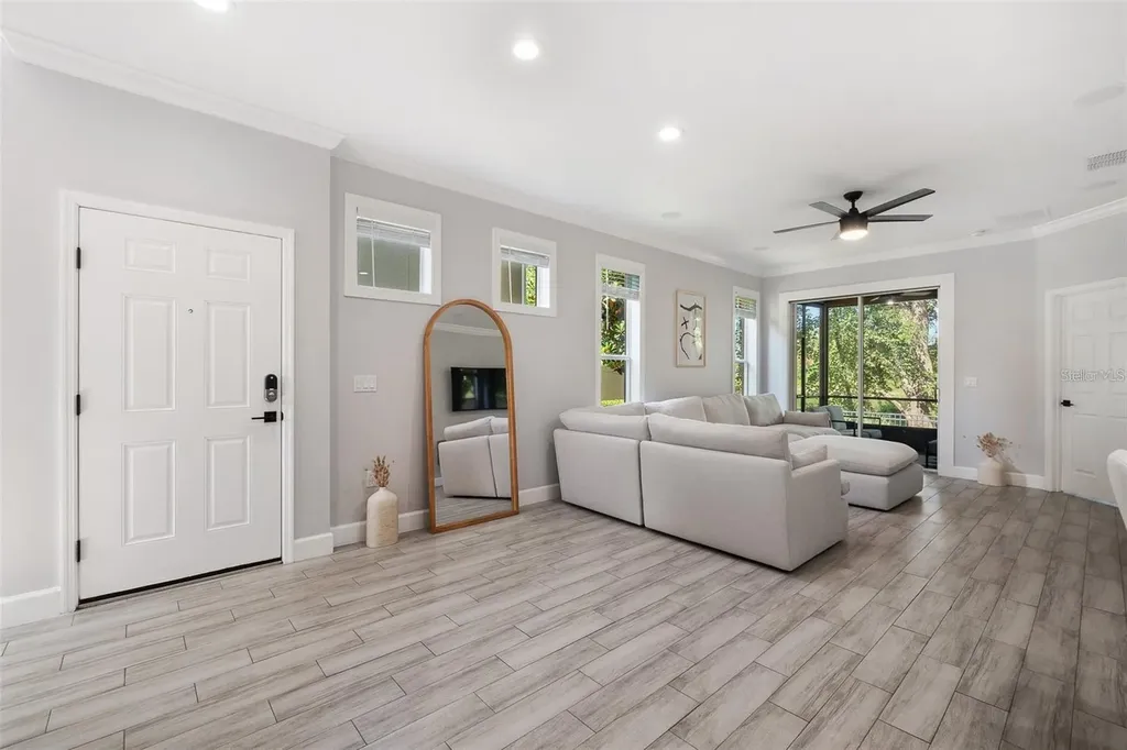 5312 Tattinger Lane Oviedo FL 32765