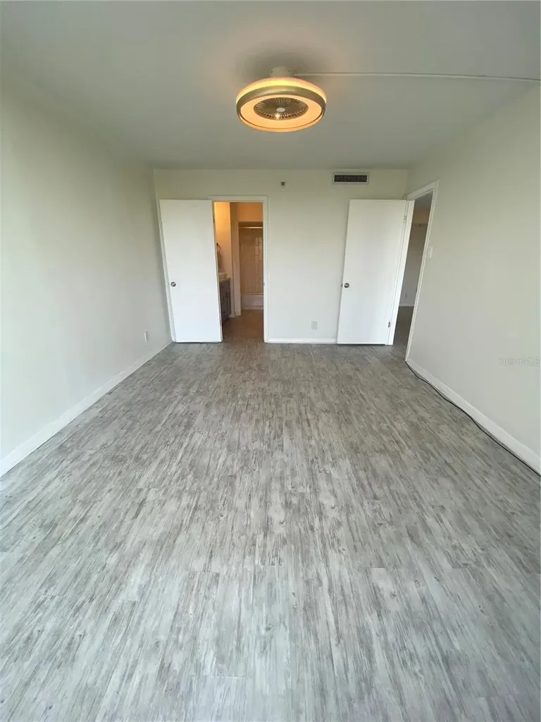 3211 W Swann Avenue Tampa FL 33609