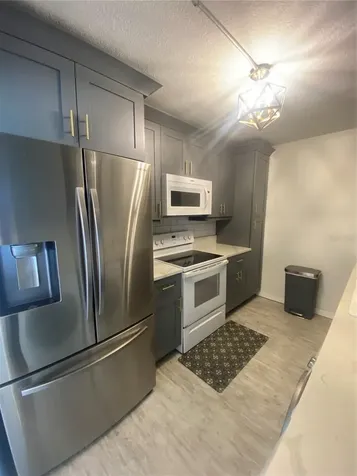 3211 W Swann Avenue Tampa FL 33609