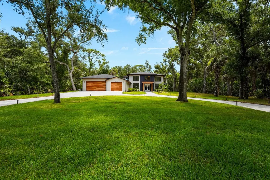 3325 Webber Woods Drive Sarasota FL 34240