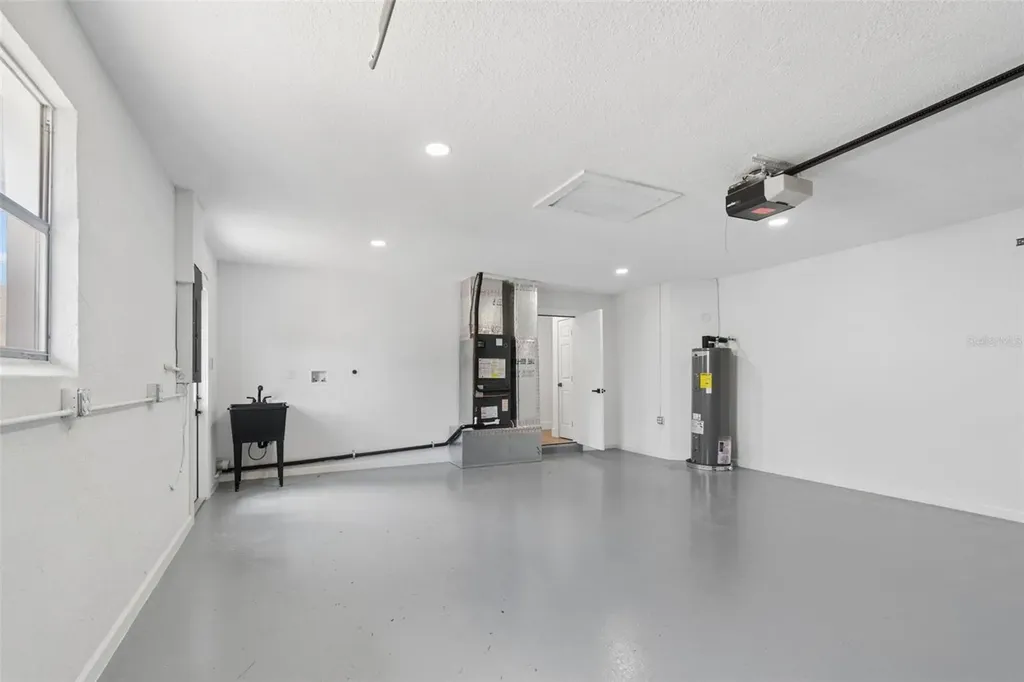 1530 49th Street N St Petersburg FL 33710