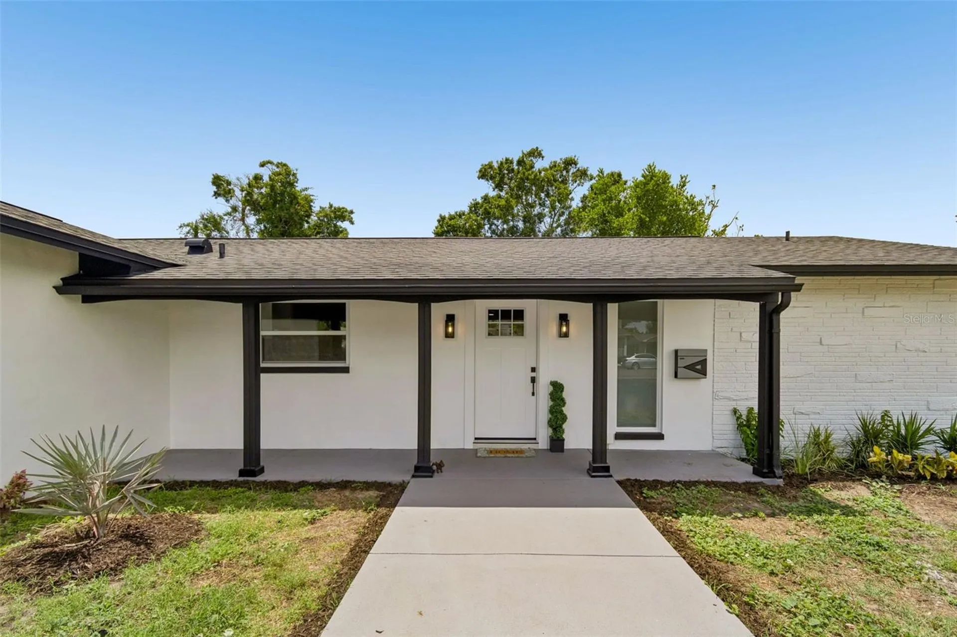 1530 49th Street N St Petersburg FL 33710