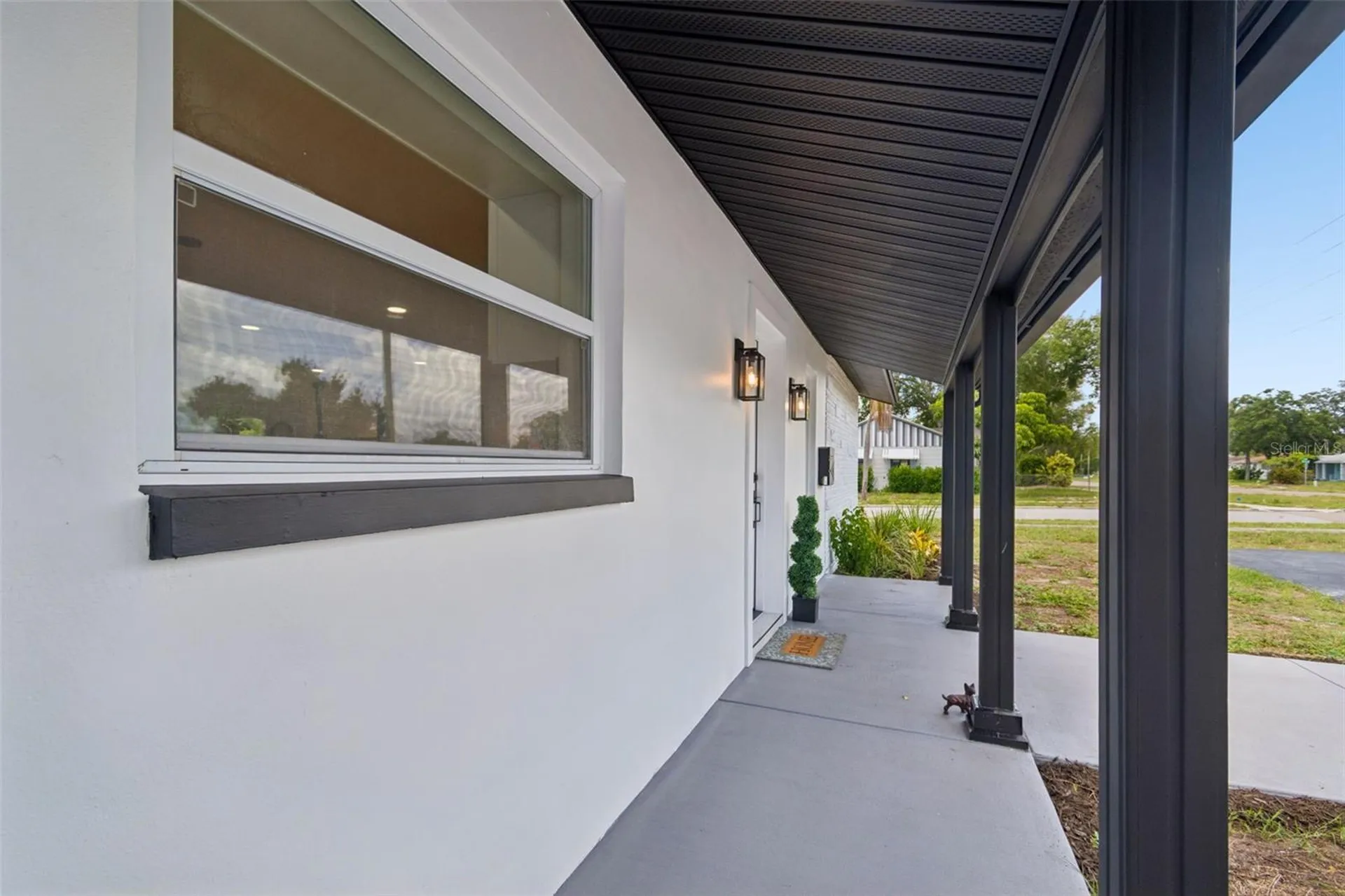 1530 49th Street N St Petersburg FL 33710