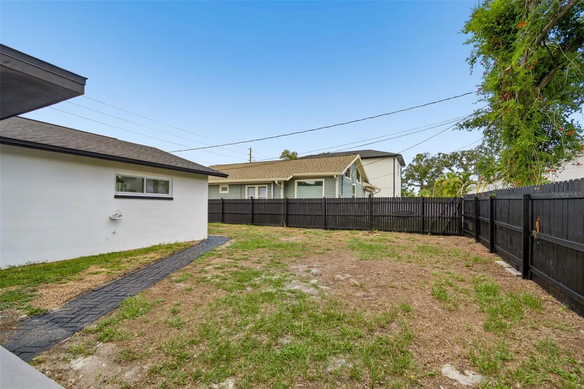 1530 49th Street N St Petersburg FL 33710