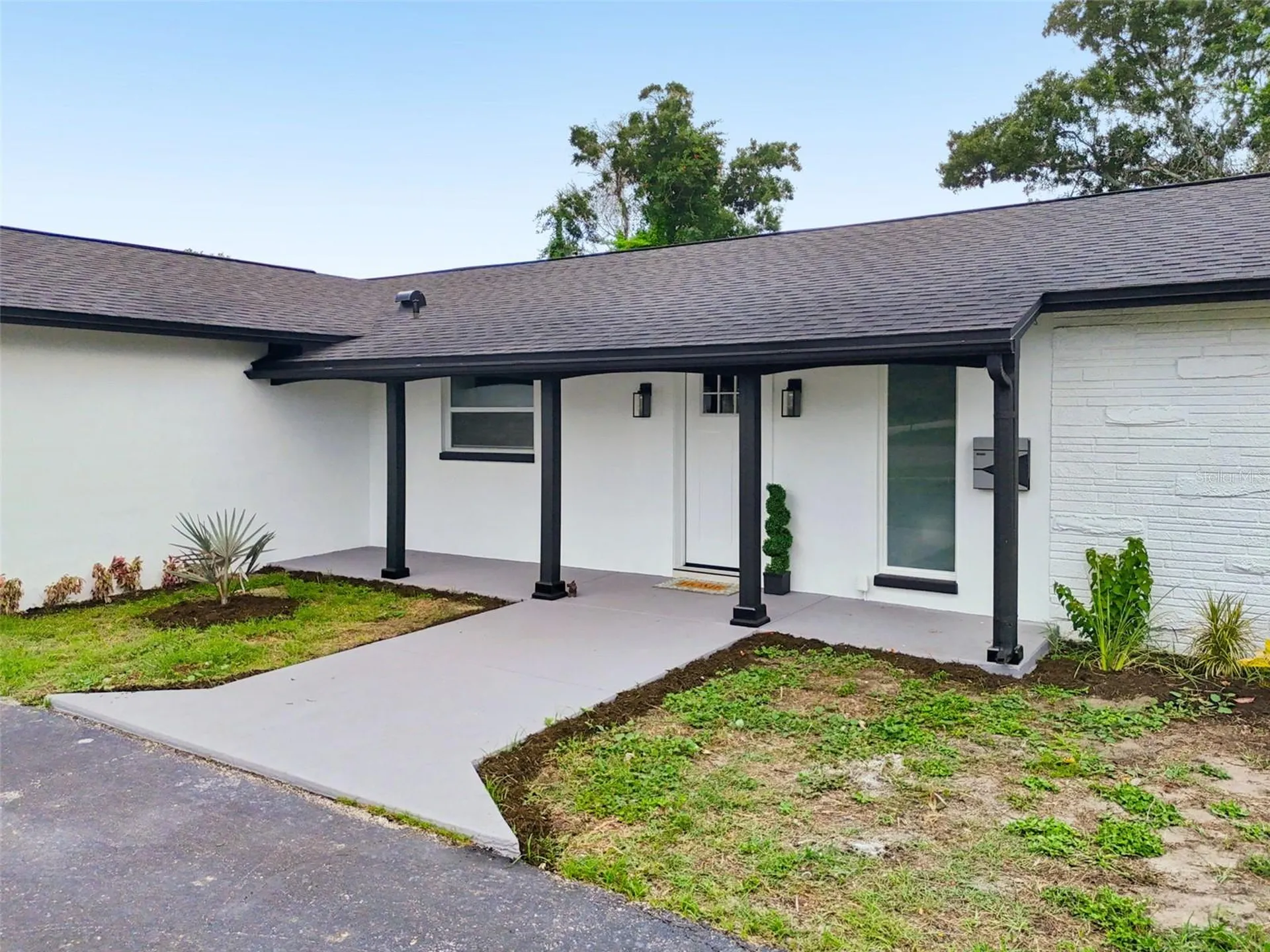 1530 49th Street N St Petersburg FL 33710