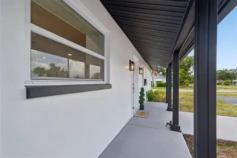 1530 49th Street N St Petersburg FL 33710