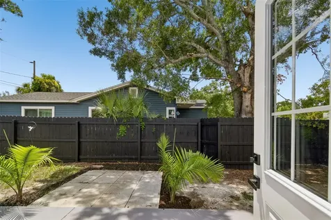 1530 49th Street N St Petersburg FL 33710