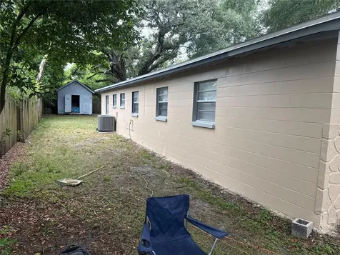 10406 N Central Avenue Tampa FL 33612