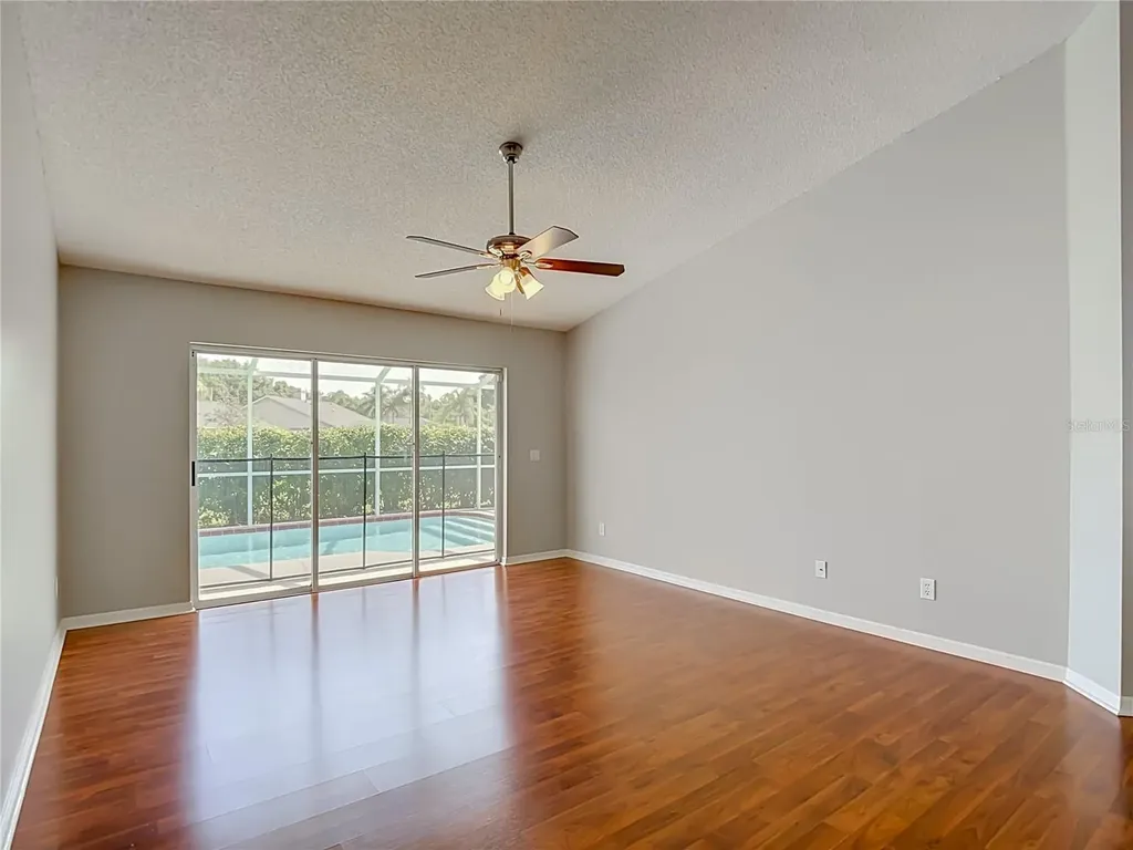 9718 Pleasant Run Way Tampa FL 33647