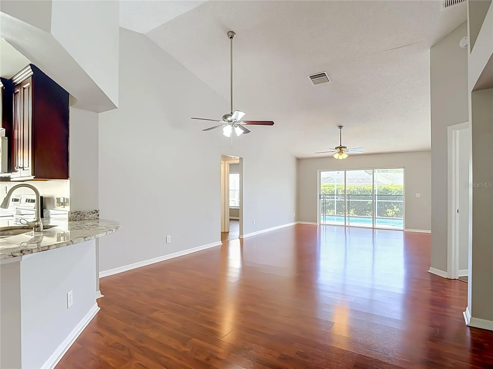 9718 Pleasant Run Way Tampa FL 33647