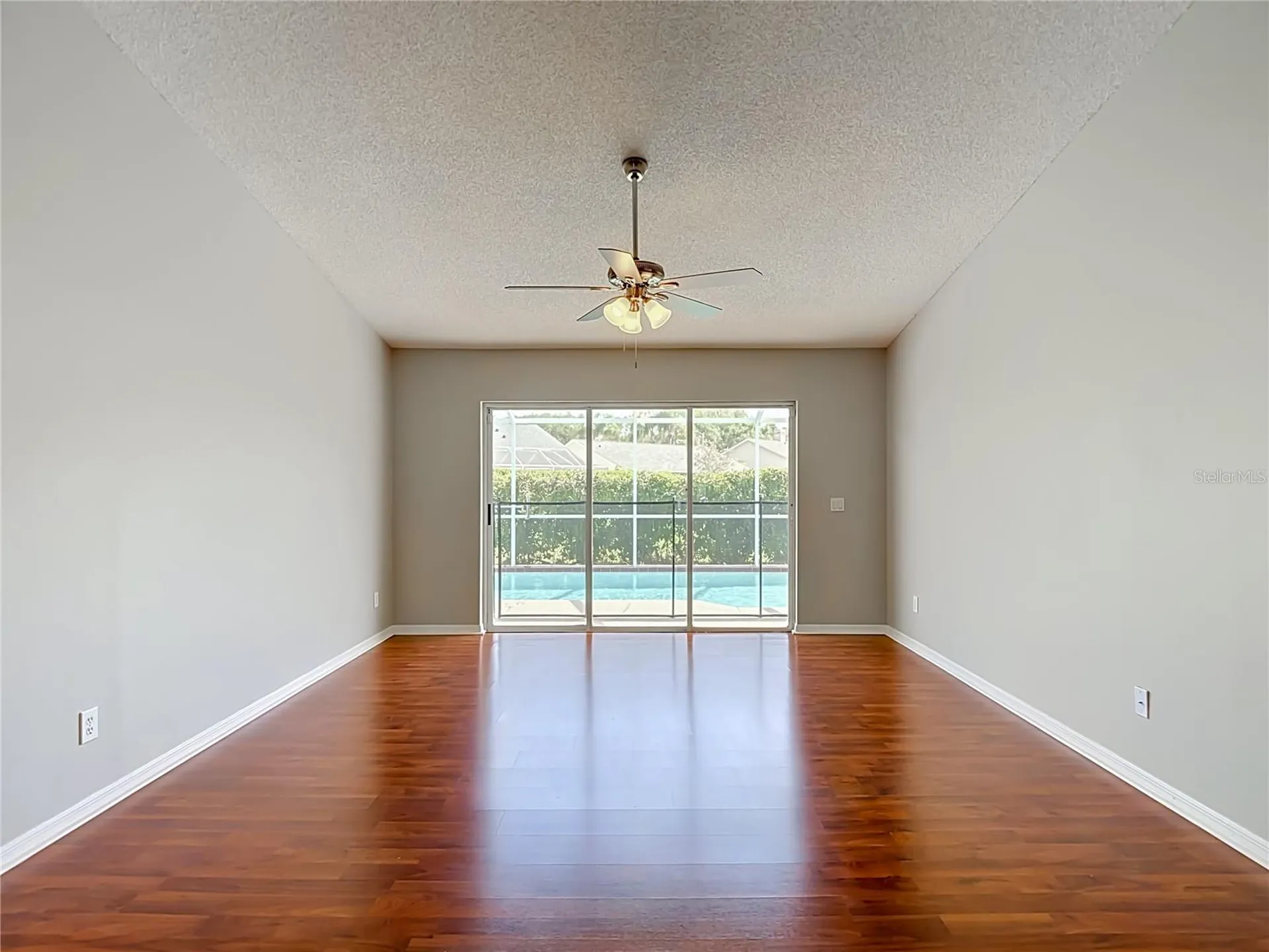 9718 Pleasant Run Way Tampa FL 33647