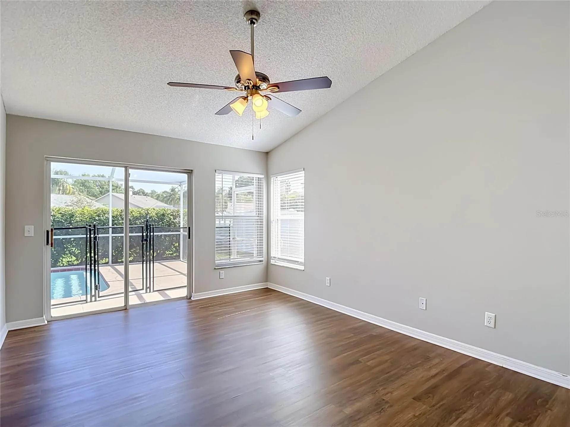 9718 Pleasant Run Way Tampa FL 33647