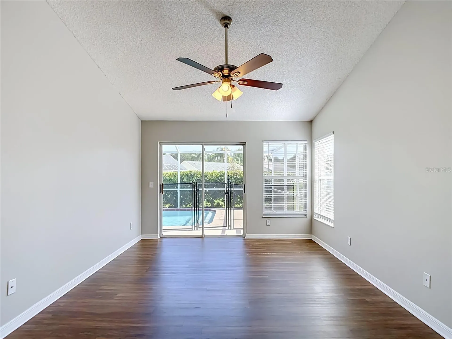 9718 Pleasant Run Way Tampa FL 33647