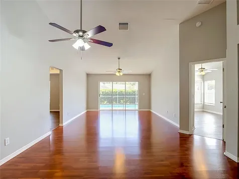 9718 Pleasant Run Way Tampa FL 33647