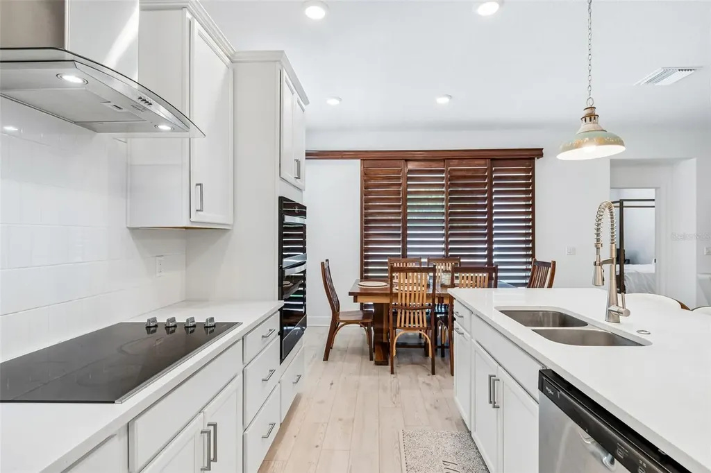 283 Sand Crane Way Tarpon Springs FL 34689
