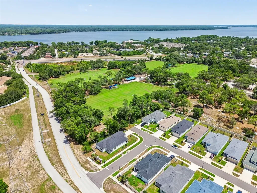 283 Sand Crane Way Tarpon Springs FL 34689