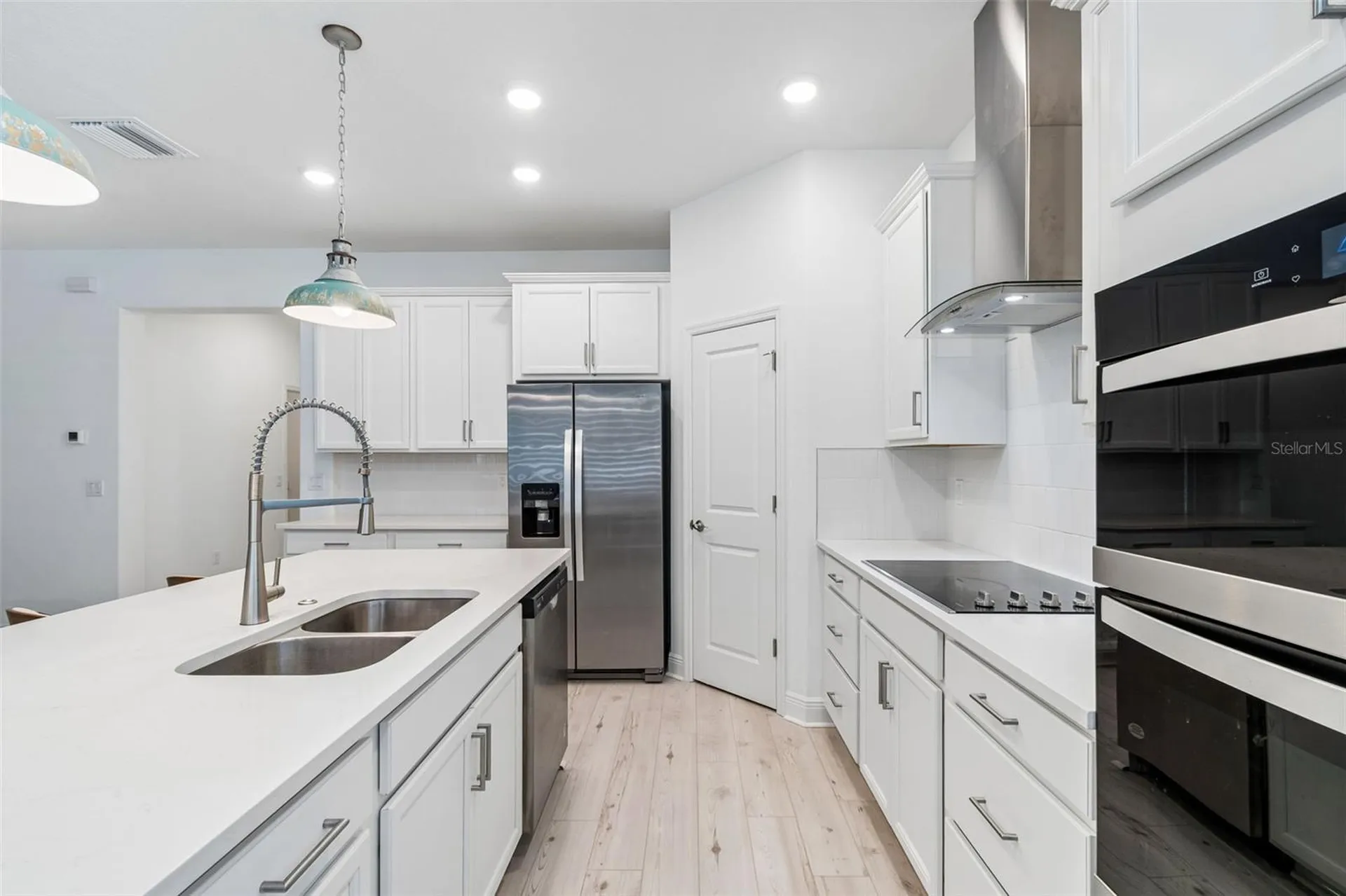 283 Sand Crane Way Tarpon Springs FL 34689