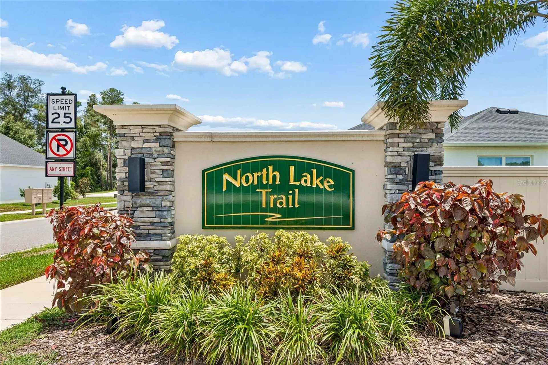 283 Sand Crane Way Tarpon Springs FL 34689