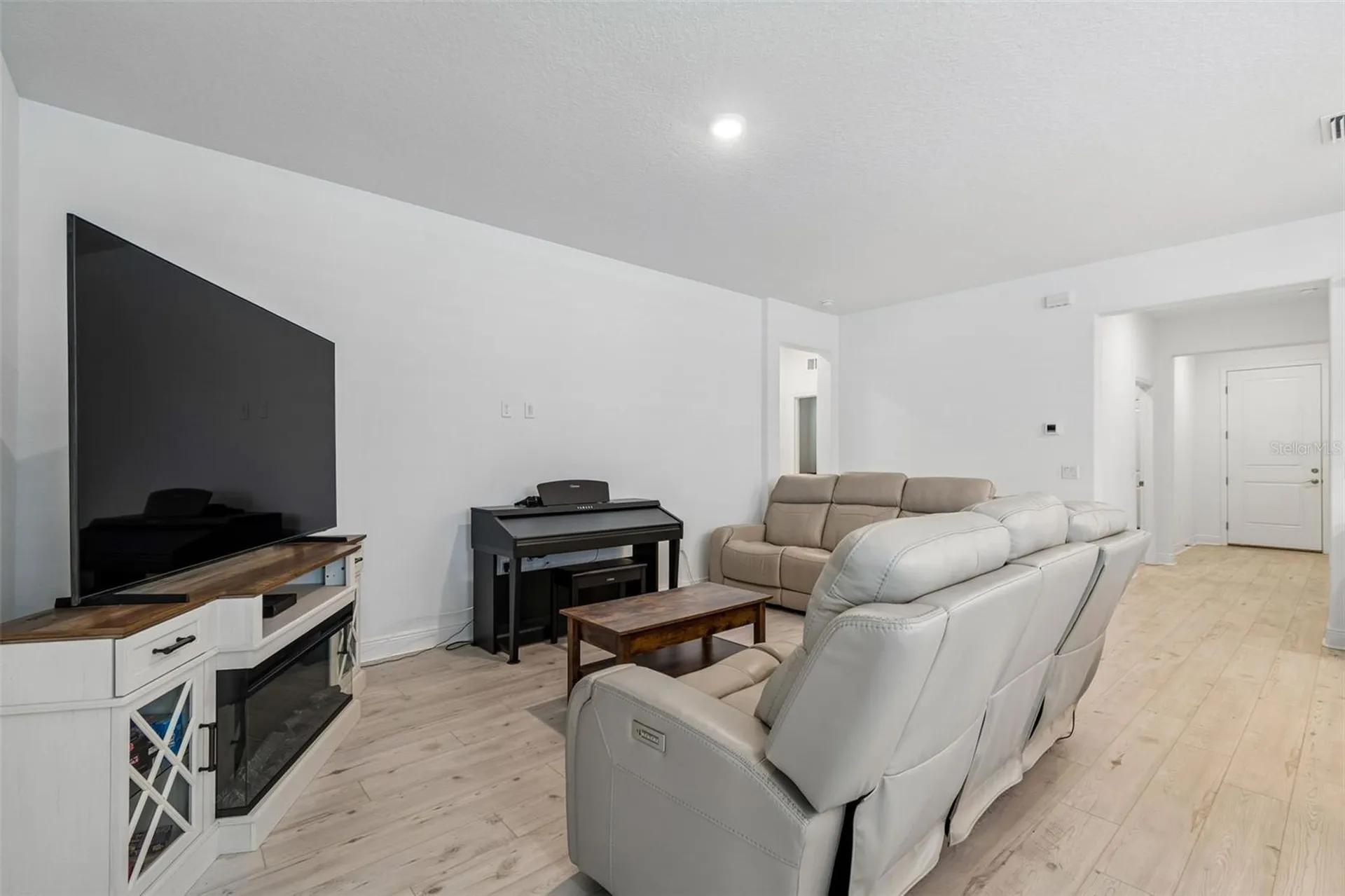 283 Sand Crane Way Tarpon Springs FL 34689