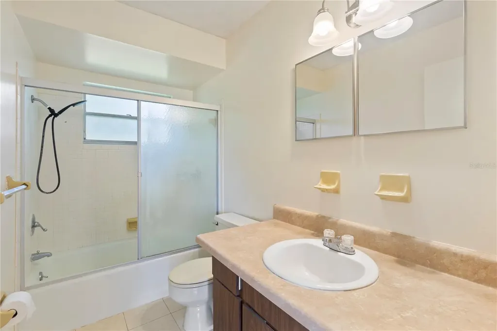 12215 Leanne Drive Dade City FL 33525