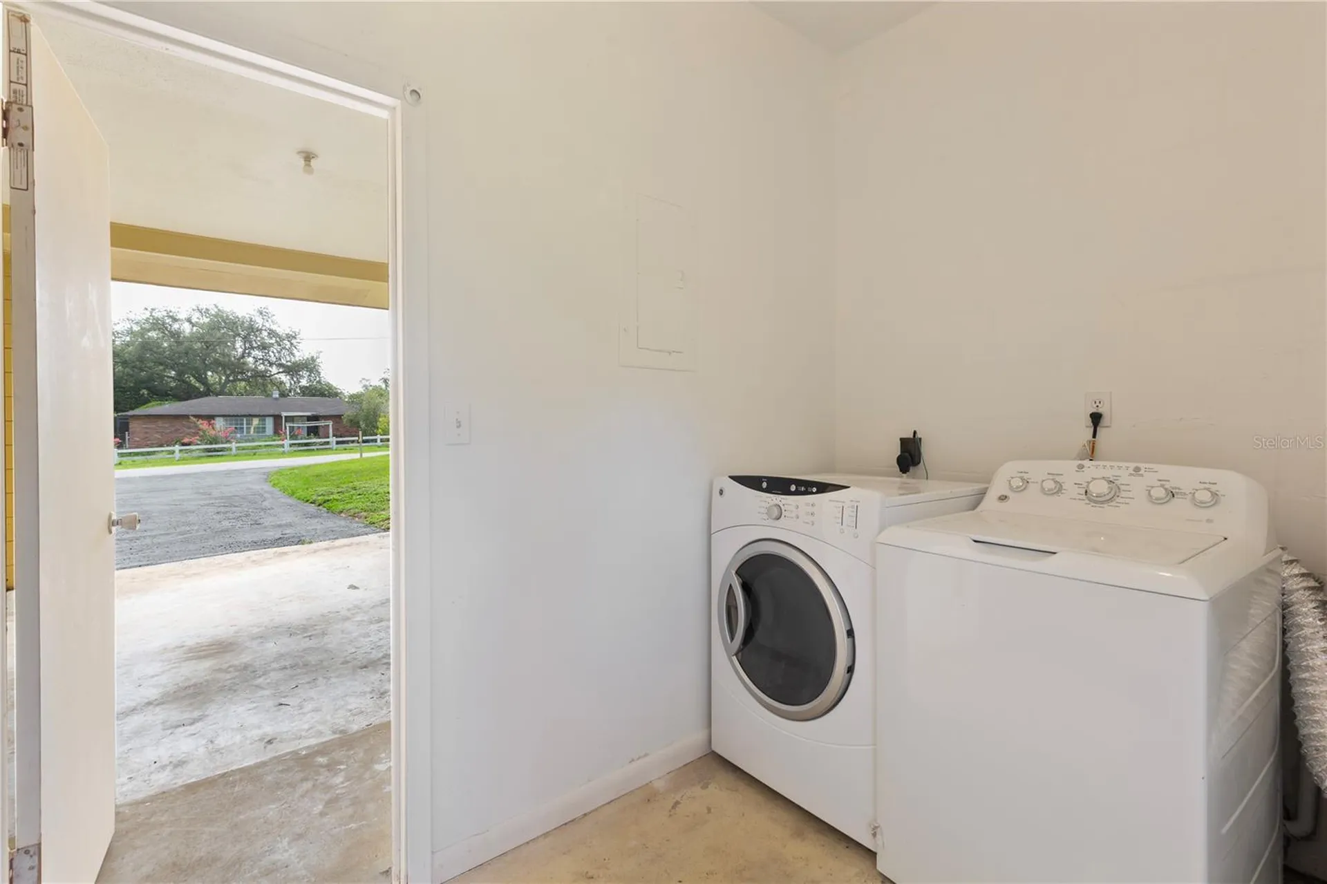 12215 Leanne Drive Dade City FL 33525