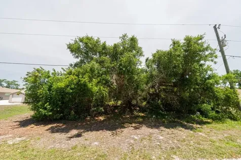 1136-10-1410 Monterey Lane North Port FL 34288
