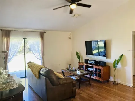 2704 Kendall Avenue Kissimmee FL 34744