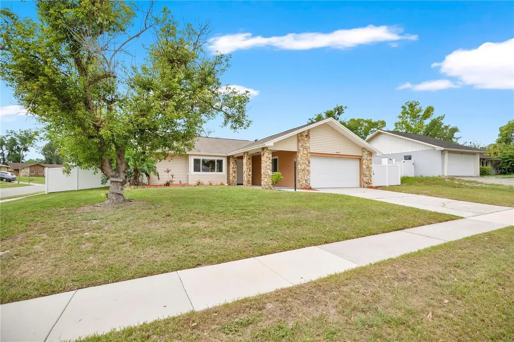 3914 Foothills Drive Orlando FL 32810