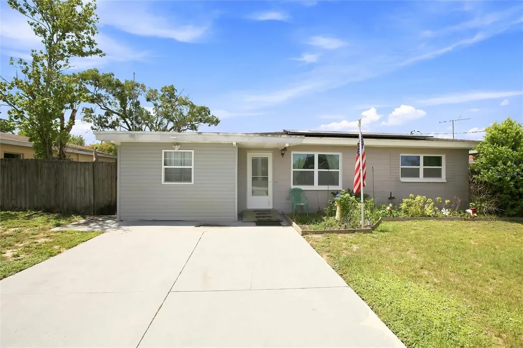 703 W Palmetto Street Avon Park FL 33825