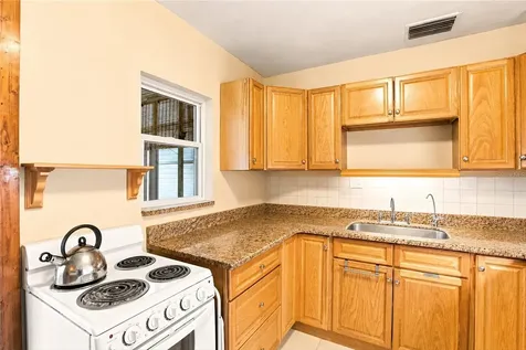 703 W Palmetto Street Avon Park FL 33825